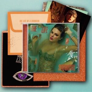 TAYLOR SWIFT The Life of a Showgirl Sweat & Vanilla Perfume Deluxe CD + Keychain